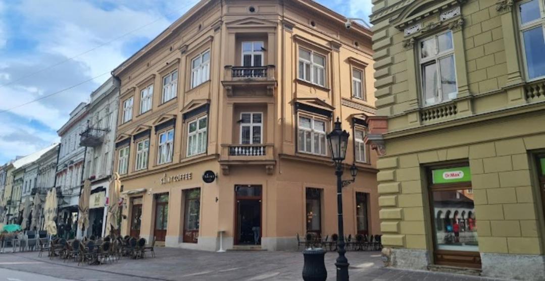 Luxury Vincents Apartments Kosice Exterior photo