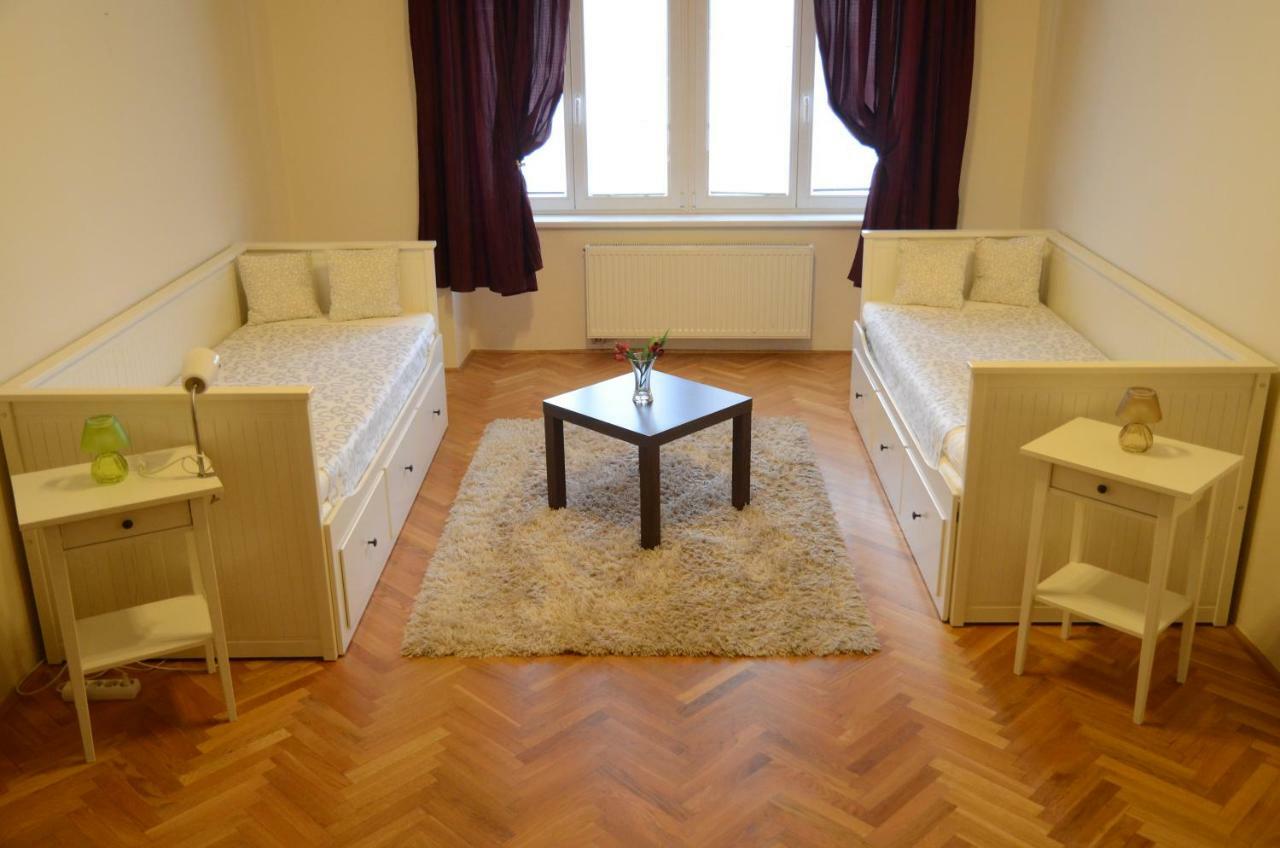 Luxury Vincents Apartments Kosice Exterior photo